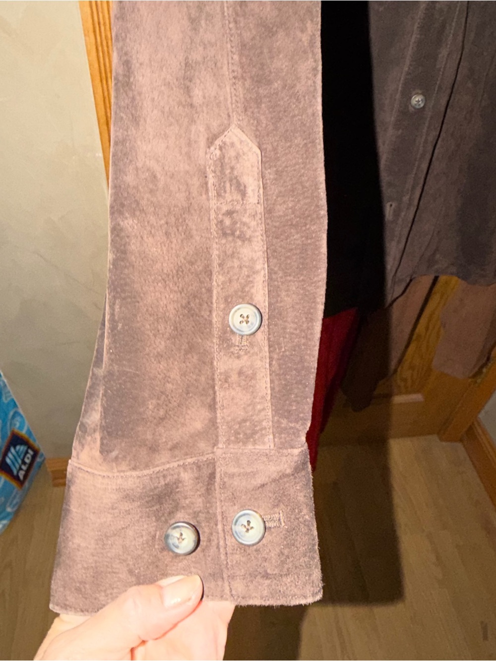 EG Suede Button-Front Shirt Jacket in Dark Brown - Picture 5 of 6
